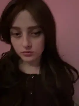 Amira amur online show from 7, 3, 2026