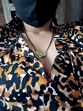 Vandana122 online show from 25, 3, 2026