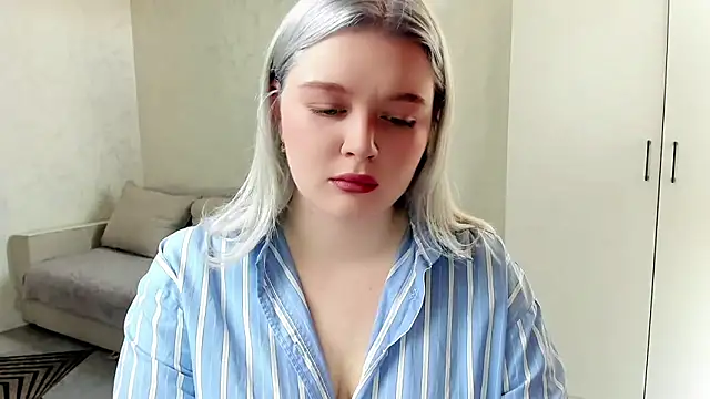 Snapshot of Ellilovv chatting on 16, 3, 2026 Ellilovv online show from 16, 3, 2026