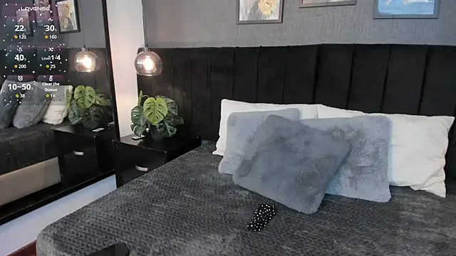 Bianca Monroe  online show from 15, 7, 2026