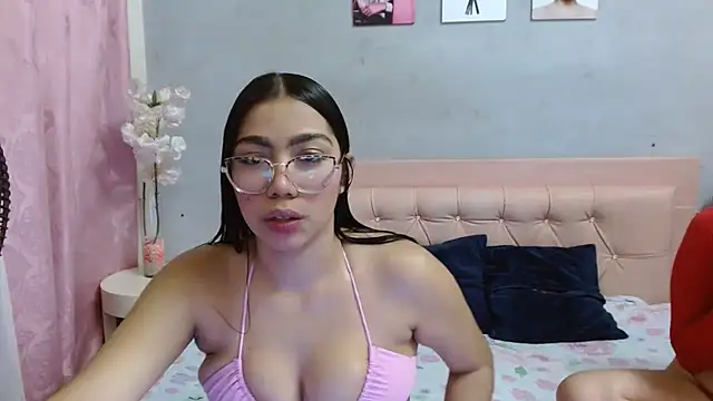 Eleanor Rouillard online show from 29, 4, 2026