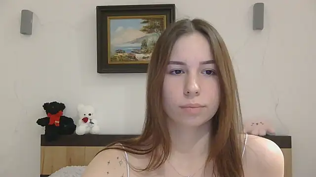 Snapshot of RevolutionAstra chatting on 6, 3, 2026 RevolutionAstra online show from 6, 3, 2026