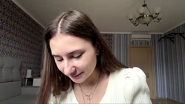 poly princess online show from 10, 5, 2026