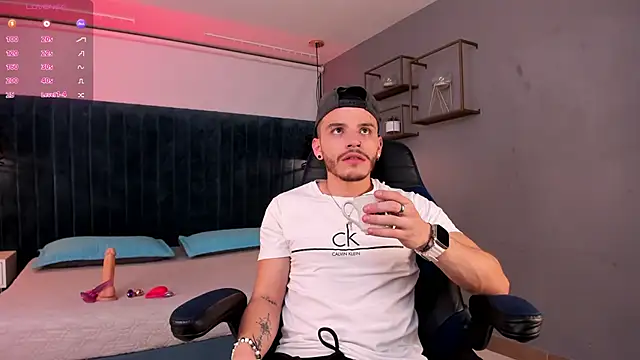 liam es online show from 14, 3, 2026