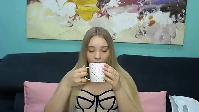 Snapshot of MilanaSiia chatting on 6, 3, 2026 MilanaSiia online show from 6, 3, 2026