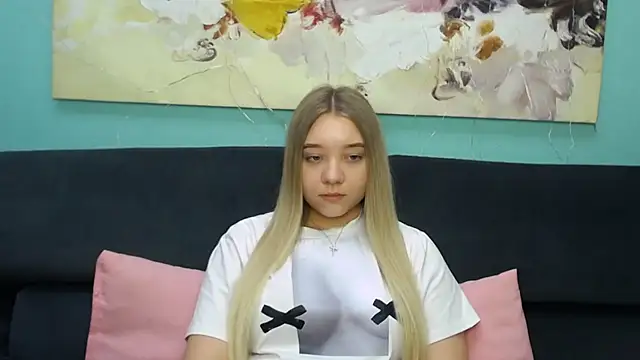 Snapshot of MilanaSiia chatting on 7, 3, 2026 MilanaSiia online show from 7, 3, 2026