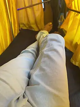 Snapshot of neekosam12 chatting on 8, 3, 2026 neekosam12 online show from 8, 3, 2026