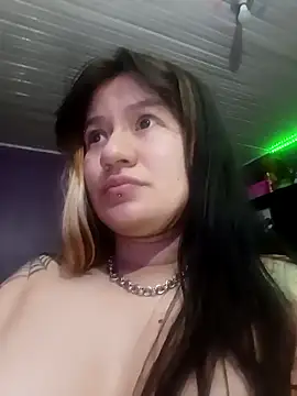 Snapshot of Persefone1331 chatting on 15, 3, 2026 Persefone1331 online show from 15, 3, 2026