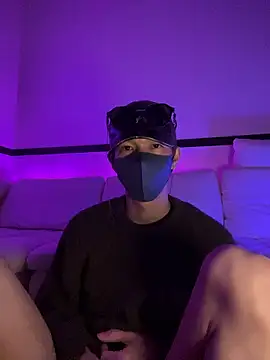 Snapshot of Yumemiru-k chatting on 8, 3, 2026 Yumemiru-k online show from 8, 3, 2026