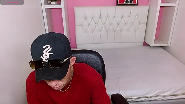 Snapshot of masterboyx chatting on 21, 3, 2026 masterboyx online show from 21, 3, 2026