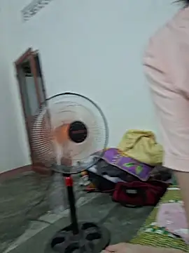 kieuqueen92 online show from 1, 3, 2026