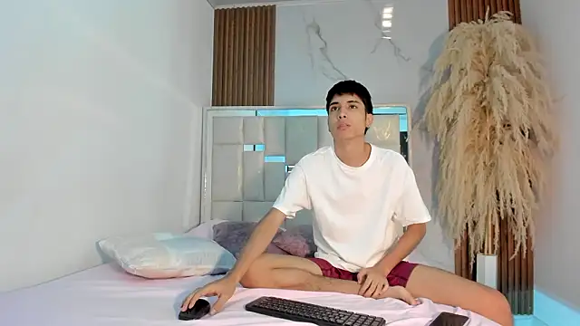 Katty Tokio online show from 16, 3, 2026