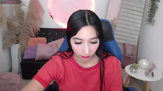 ivvoncute online show from 1, 5, 2026