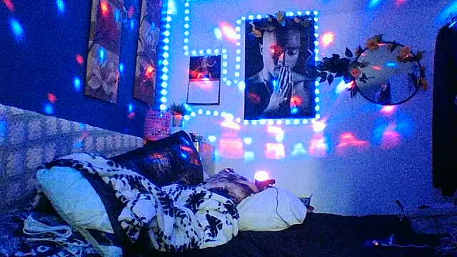 Snapshot of Sexymilf6992 chatting on 8, 3, 2026 Sexymilf6992 online show from 8, 3, 2026