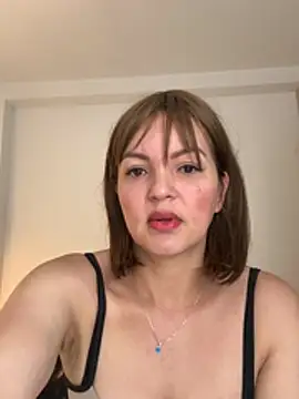 Viictoria-Jones online show from 21, 7, 2026