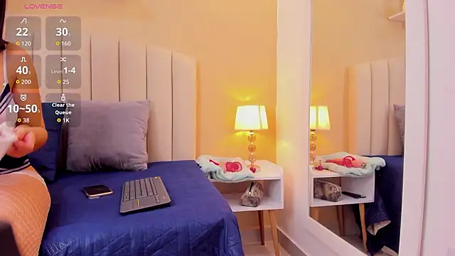 Snapshot of sara_kitten19 chatting on 3, 3, 2026 sara kitten19 online show from 3, 3, 2026