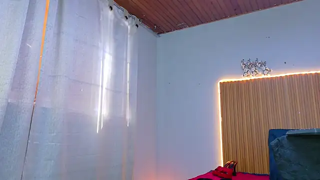 CIccioline pussyGolden online show from 30, 4, 2026