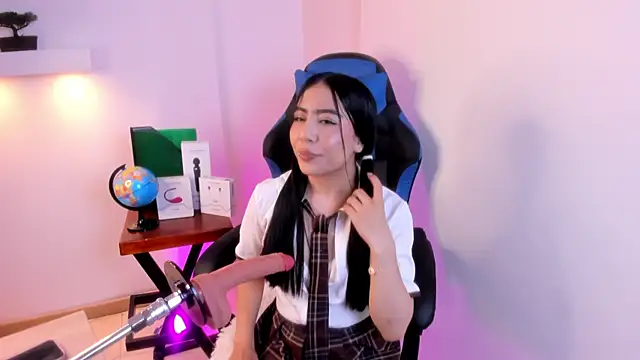 Valecute  online show from 2, 5, 2026