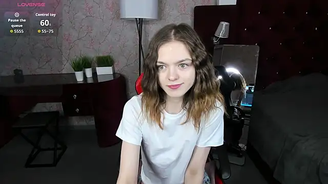  Molly Coy  online show from 23, 6, 2026