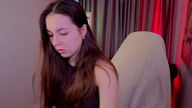 BellaThery online show from 11, 7, 2026