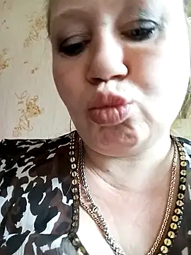 Snapshot of KiraStanton chatting on 6, 3, 2026 KiraStanton online show from 6, 3, 2026