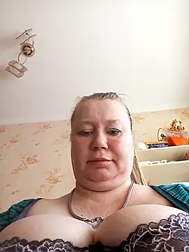 KiraStanton online show from 3, 5, 2026