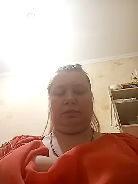 KiraStanton online show from 5, 5, 2026