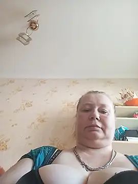 Snapshot of KiraStanton chatting on 2, 7, 2026 KiraStanton online show from 2, 7, 2026