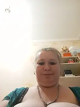 Snapshot of KiraStanton chatting on 8, 7, 2026 KiraStanton online show from 8, 7, 2026