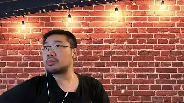 Snapshot of jasonryu2025 chatting on 6, 3, 2026 jasonryu2025 online show from 6, 3, 2026