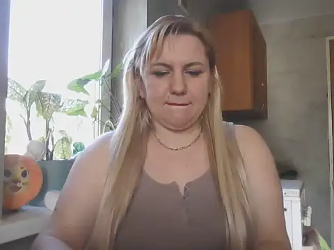 Snapshot of SexyNotaXX chatting on 4, 3, 2026 SexyNotaXX online show from 4, 3, 2026