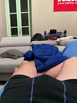 Snapshot of foudesexe23 chatting on 21, 2, 2026 foudesexe23 online show from 21, 2, 2026