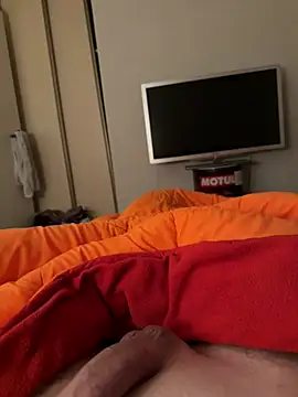 Snapshot of foudesexe23 chatting on 25, 2, 2026 foudesexe23 online show from 25, 2, 2026