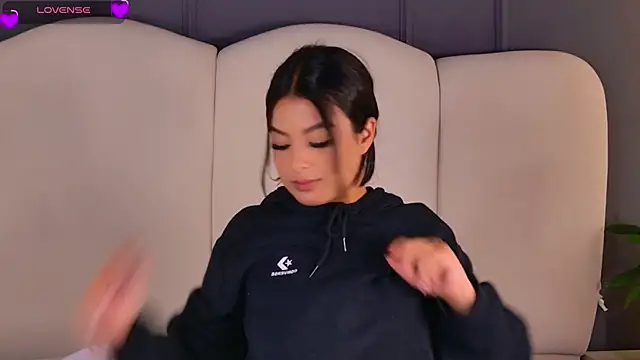 BrunaMonroee online show from 29, 4, 2026