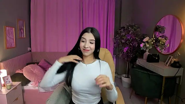 Inma Cuesta online show from 10, 3, 2026