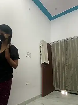 Snapshot of Daisy-Pandey chatting on 4, 4, 2026 Daisy-Pandey online show from 4, 4, 2026