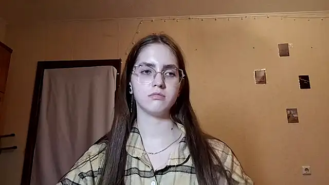 Katelemon online show from 29, 4, 2026