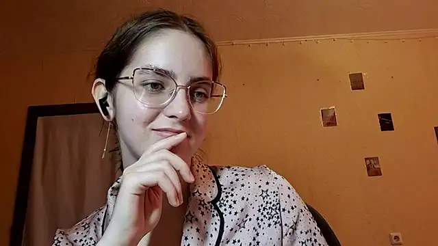 Katelemon online show from 30, 4, 2026