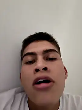 bbluchito online show from 15, 3, 2026