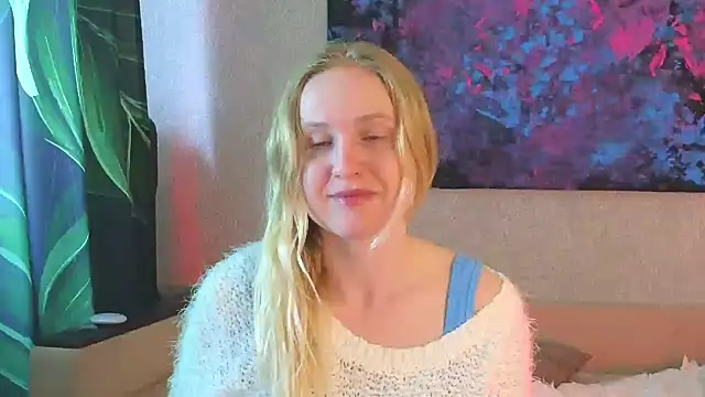 Snapshot of Lanavi_Smile chatting on 17, 6, 2026 Lanavi Smile online show from 17, 6, 2026
