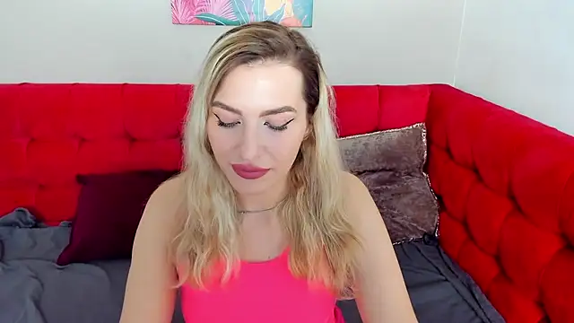 StellaAlluring online show from 7, 5, 2026