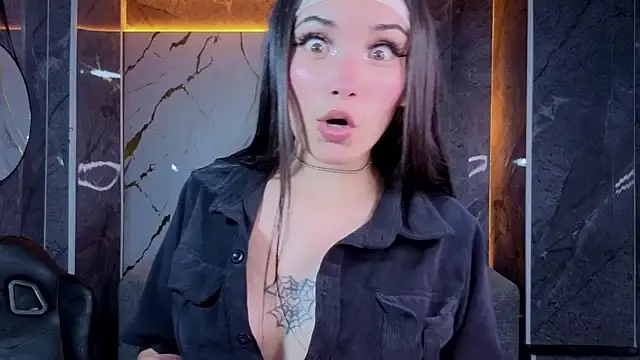 Daphne nicole b online show from 30, 4, 2026