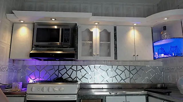 Snapshot of CrisOzzz chatting on 17, 3, 2026 CrisOzzz online show from 17, 3, 2026