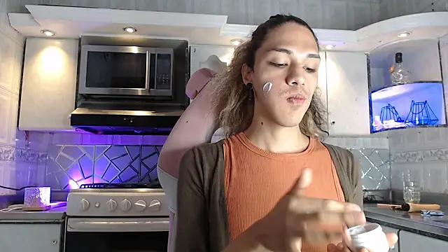 Snapshot of CrisOzzz chatting on 18, 3, 2026 CrisOzzz online show from 18, 3, 2026