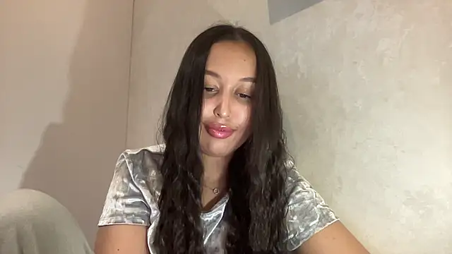 Dana 005 online show from 6, 5, 2026