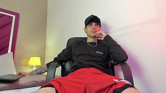 Snapshot of Dominic_Foxx chatting on 10, 3, 2026 Dominic Foxx online show from 10, 3, 2026