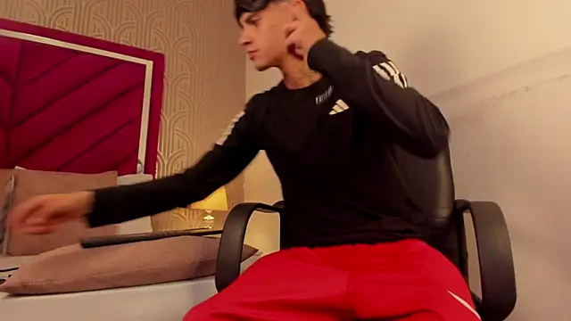 Snapshot of Dominic_Foxx chatting on 16, 3, 2026 Dominic Foxx online show from 16, 3, 2026