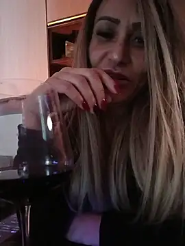 anajulia10 online show from 16, 7, 2026