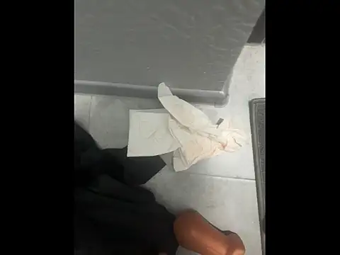 Snapshot of ObedientMonolith646 chatting on 3, 4, 2026 ObedientMonolith646 online show from 3, 4, 2026