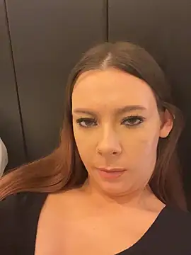 SexyLily22x online show from 6, 3, 2026